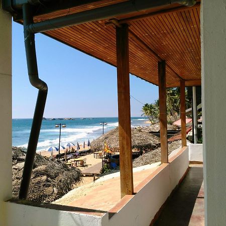 Sunnys Beach Guest House Hikkaduwa Exteriér fotografie
